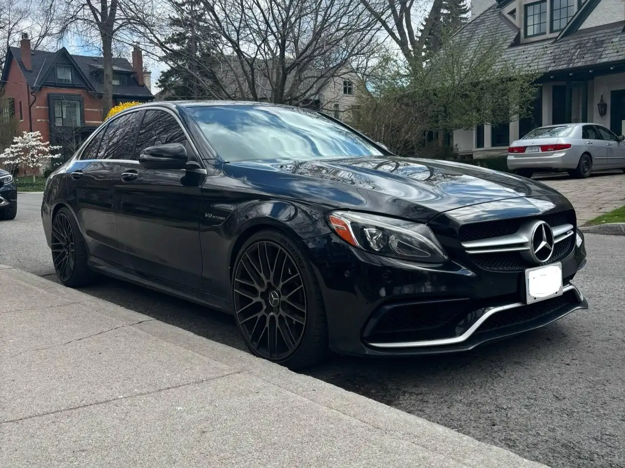Mercedes-Benz C-Class снимка Mercedes-Benz C-Class