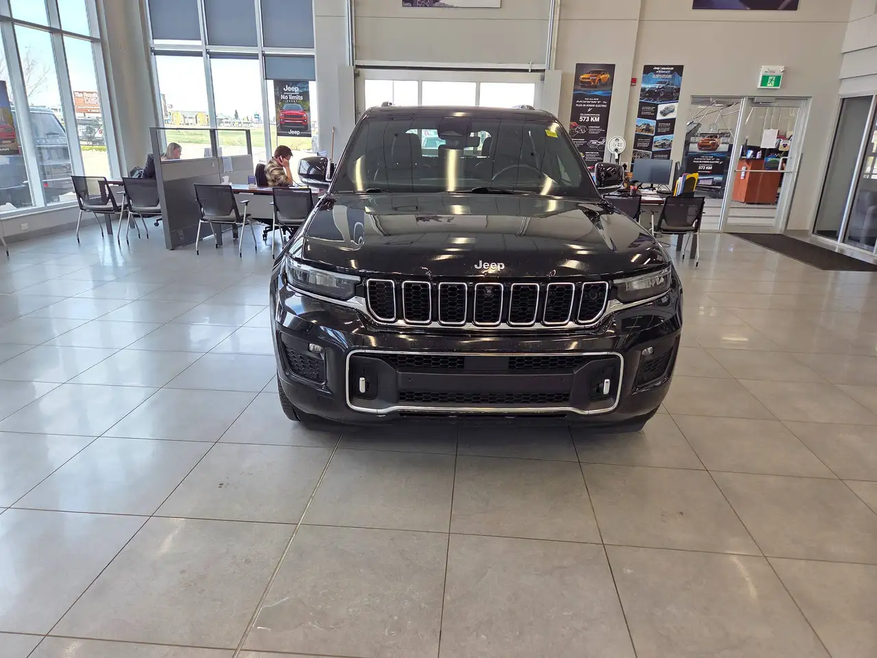 Jeep Grand Cherokee снимка Jeep Grand Cherokee