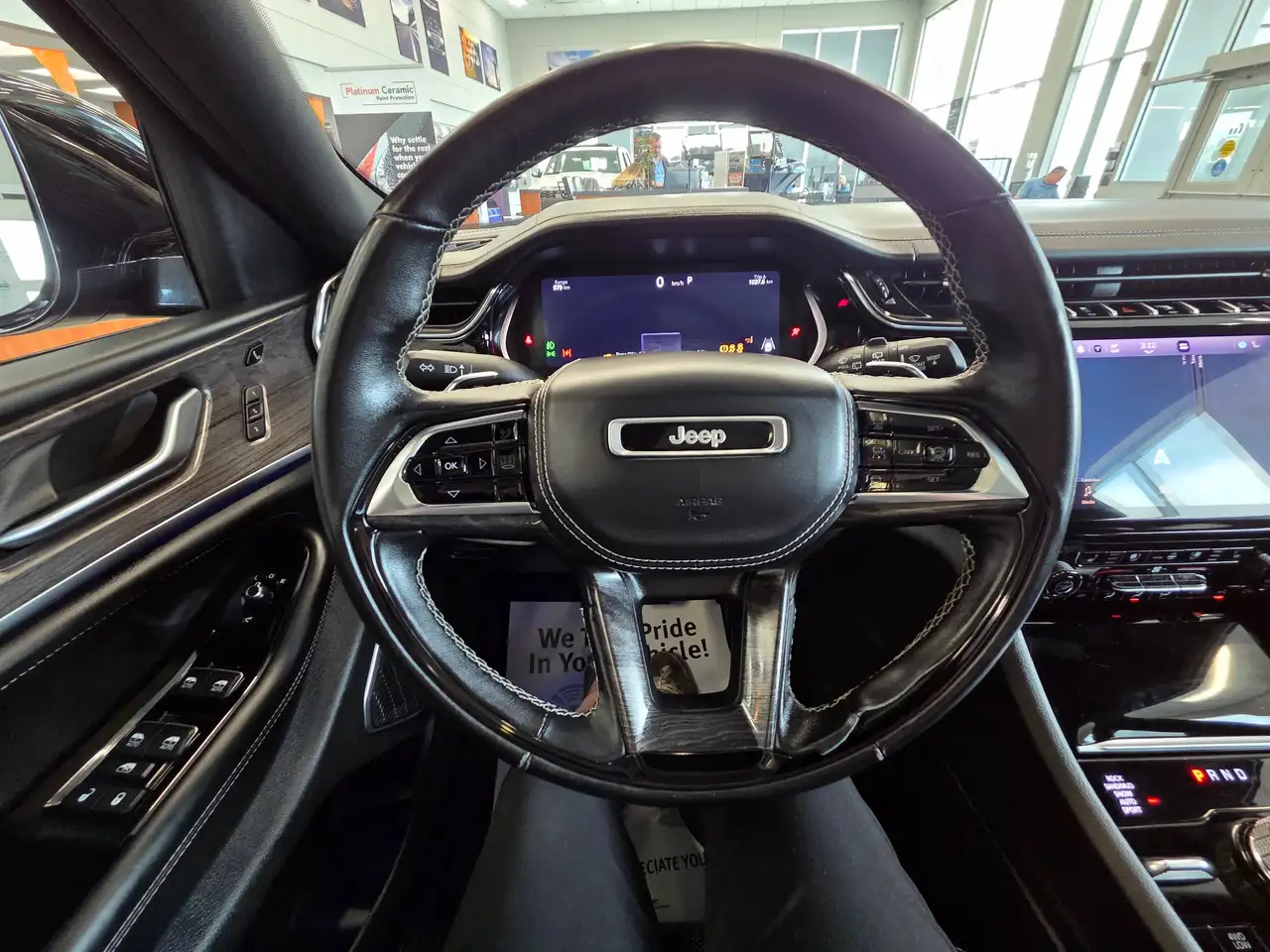 Jeep Grand Cherokee снимка Jeep Grand Cherokee