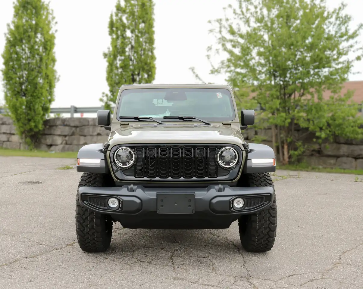 Jeep Wrangler снимка Jeep Wrangler