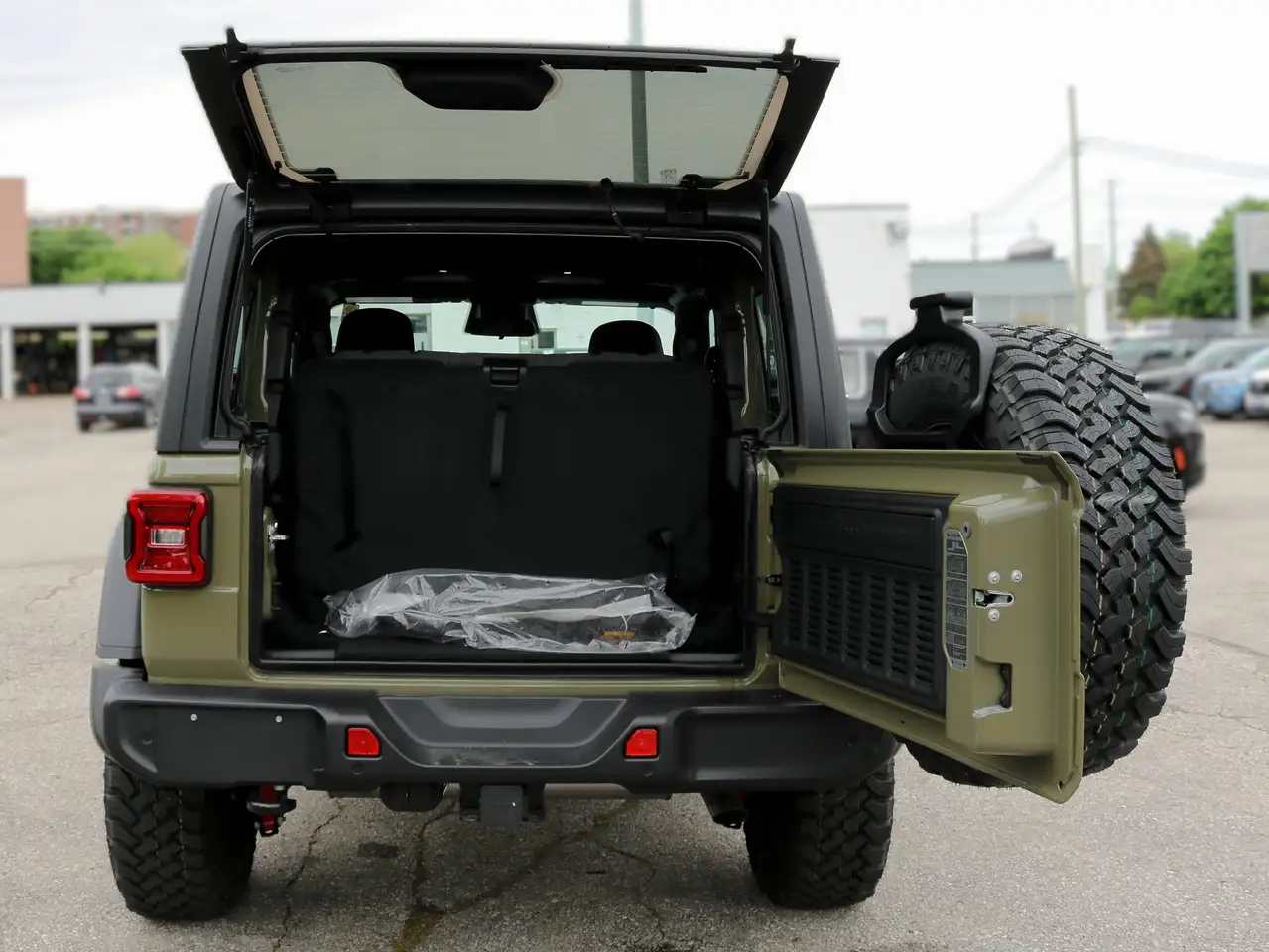 Jeep Wrangler снимка Jeep Wrangler