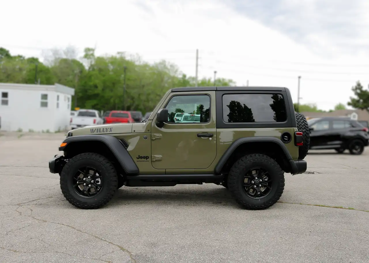 Jeep Wrangler снимка Jeep Wrangler