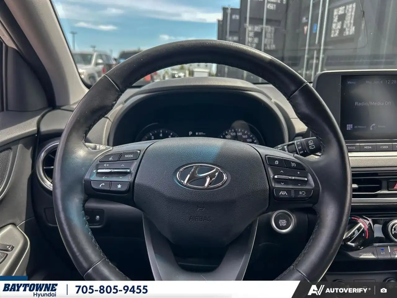 Hyundai KONA photo Hyundai KONA
