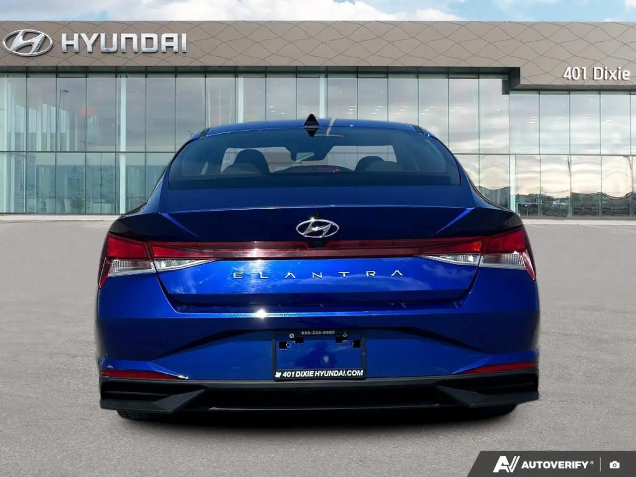 Hyundai ELANTRA снимка Hyundai ELANTRA