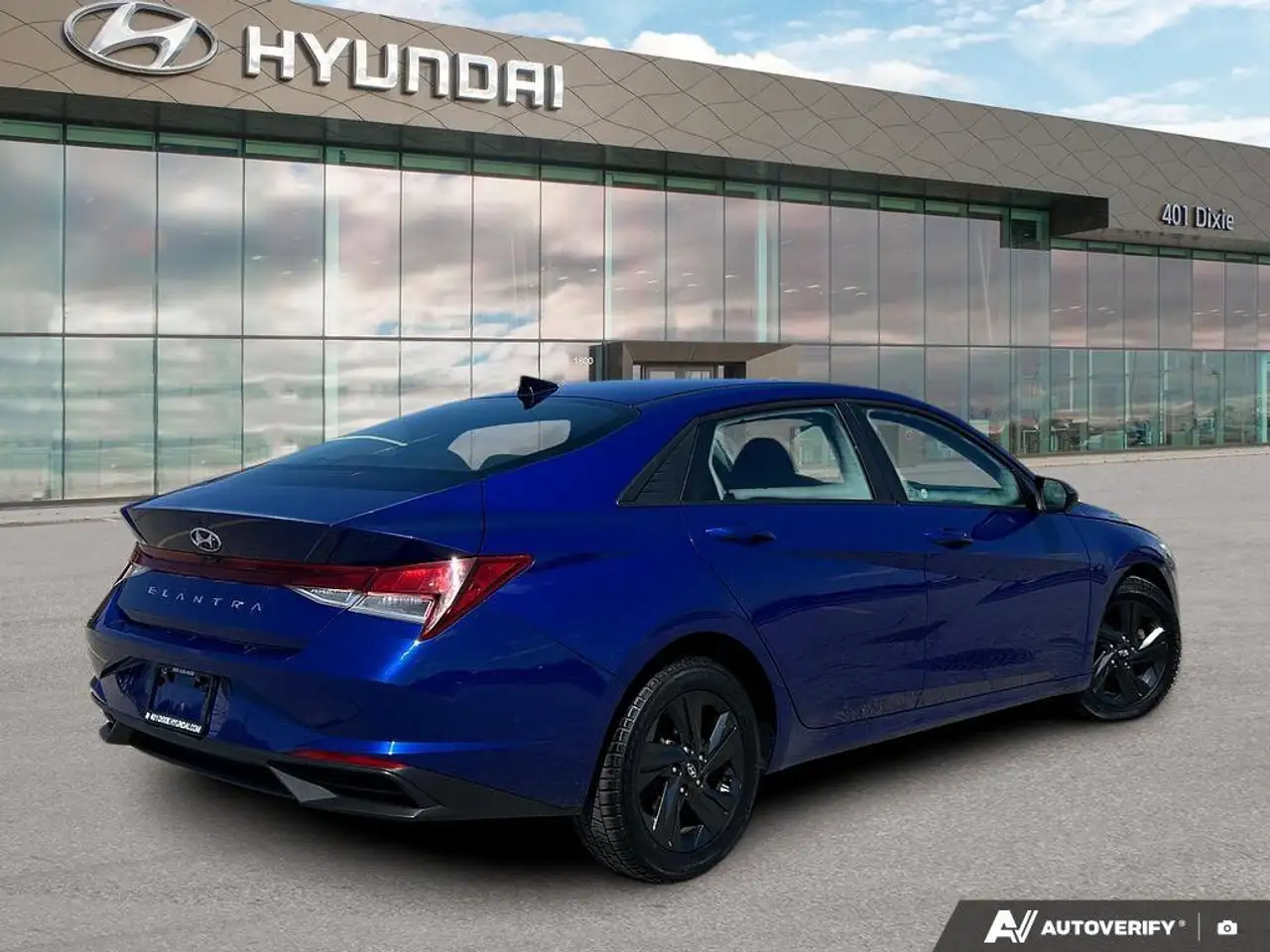 Hyundai ELANTRA снимка Hyundai ELANTRA
