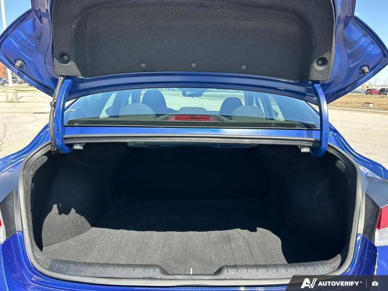 Hyundai ELANTRA снимка Hyundai ELANTRA