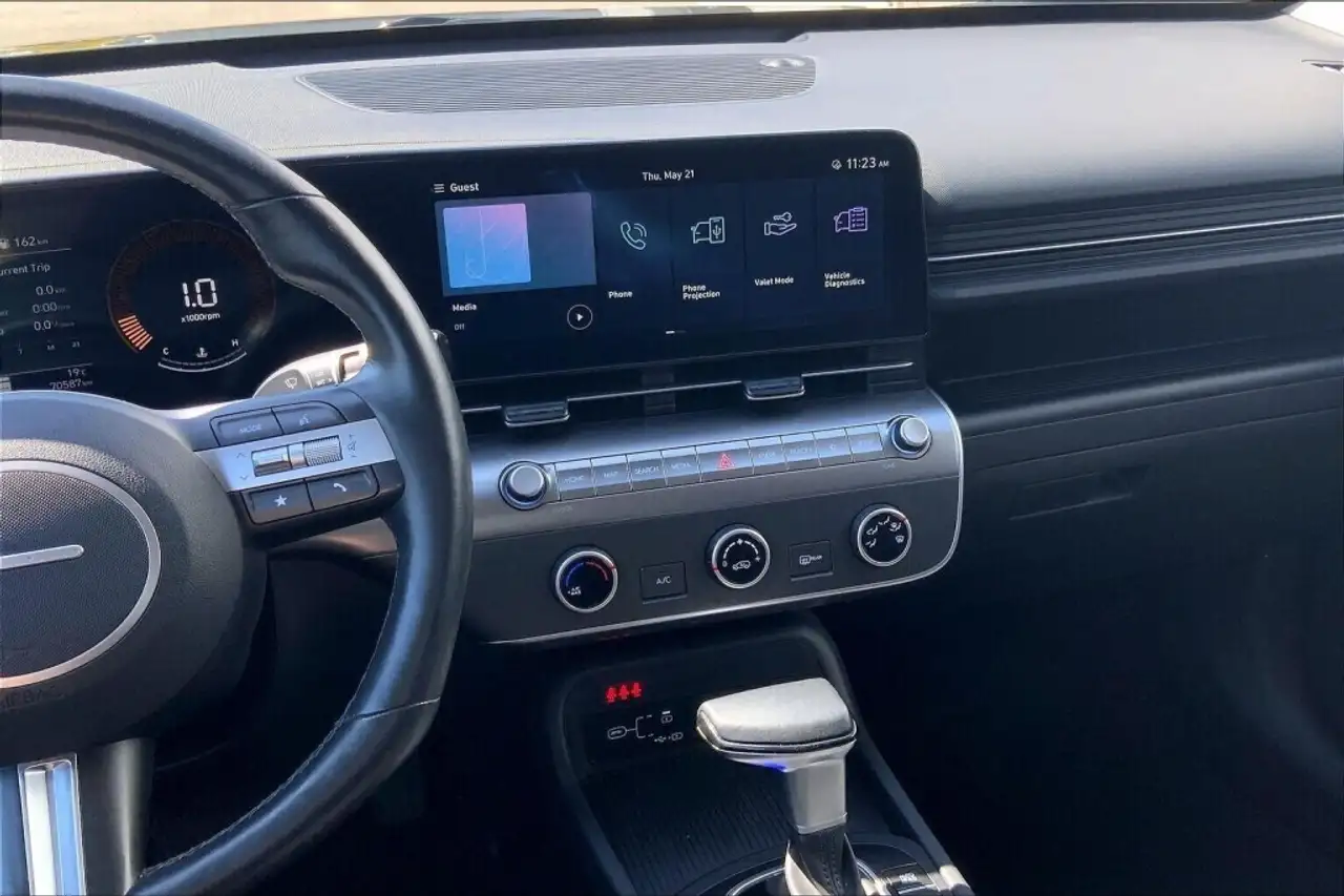 Hyundai KONA снимка Hyundai KONA