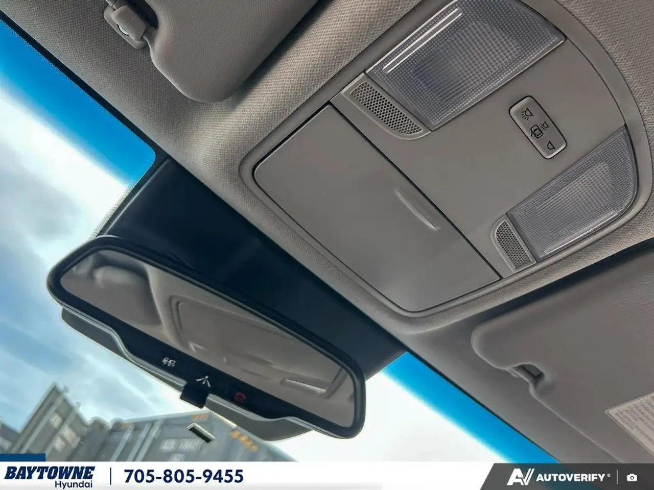 Hyundai KONA photo Hyundai KONA