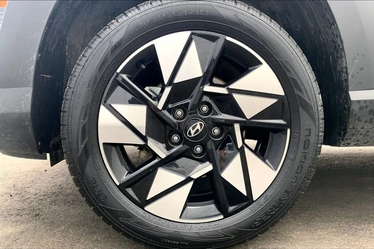 Hyundai KONA снимка Hyundai KONA