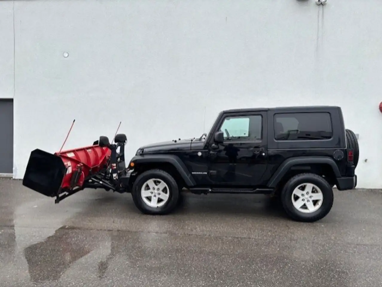 Jeep Wrangler photo Jeep Wrangler