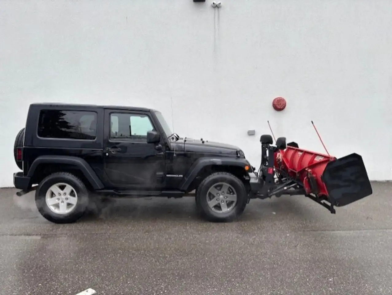 Jeep Wrangler photo Jeep Wrangler