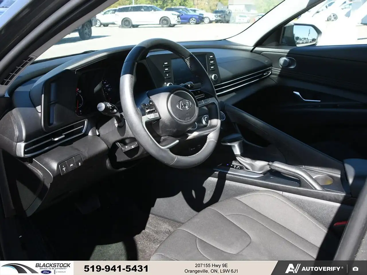 Hyundai ELANTRA снимка Hyundai ELANTRA