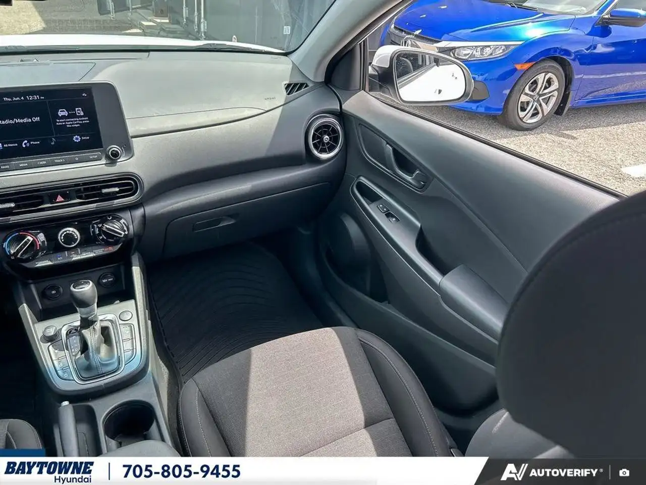 Hyundai KONA photo Hyundai KONA