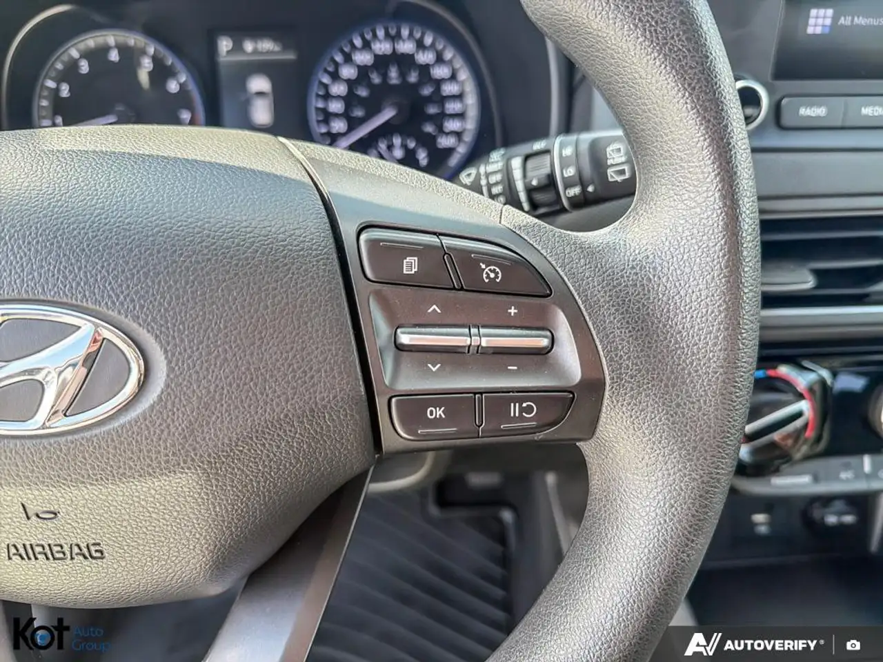 Hyundai KONA снимка Hyundai KONA