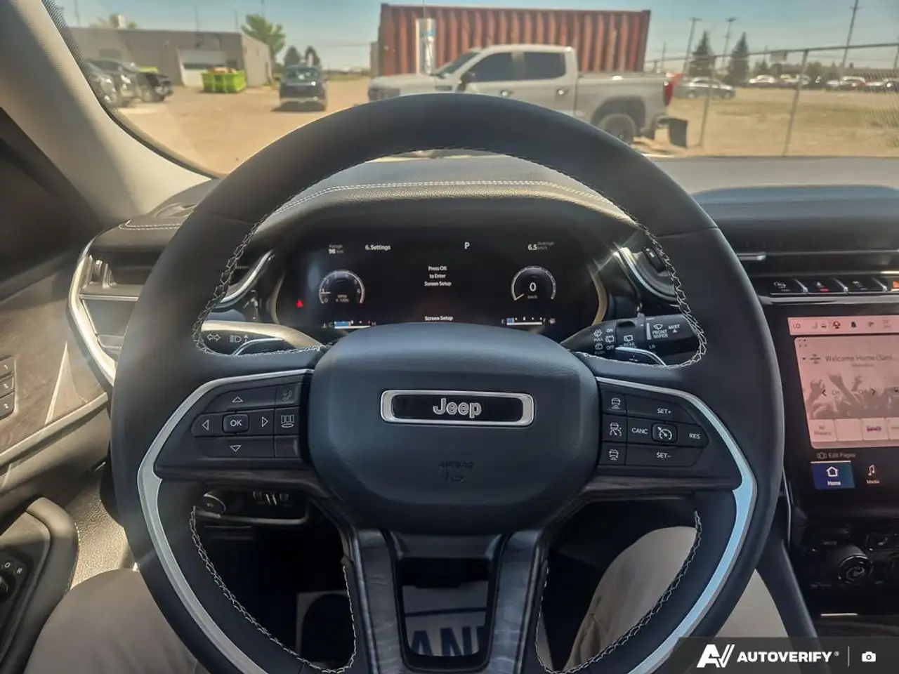 Jeep Grand Cherokee снимка Jeep Grand Cherokee