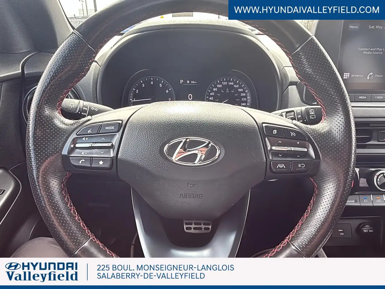 Hyundai KONA снимка Hyundai KONA