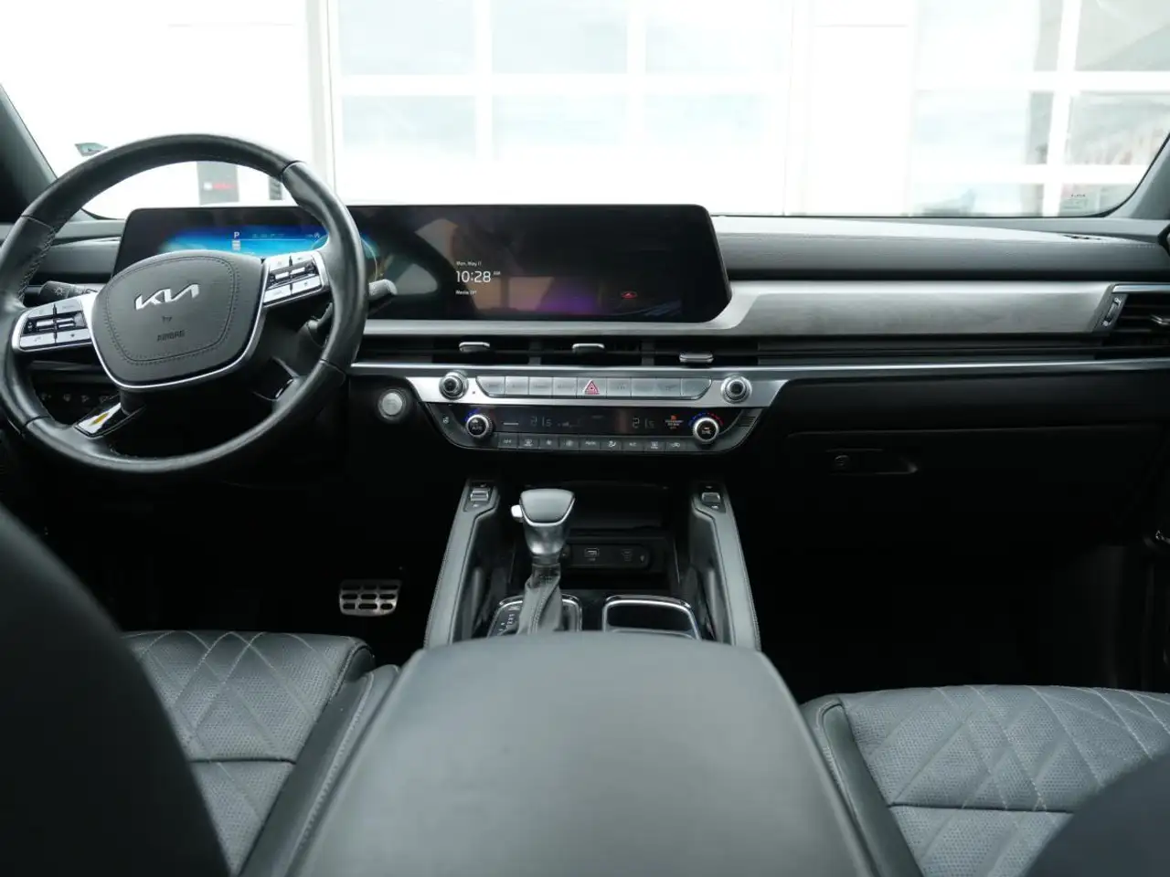 Kia Telluride снимка Kia Telluride
