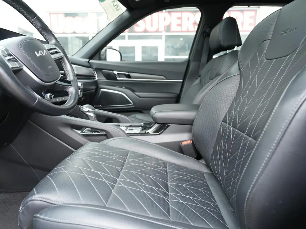 Kia Telluride снимка Kia Telluride