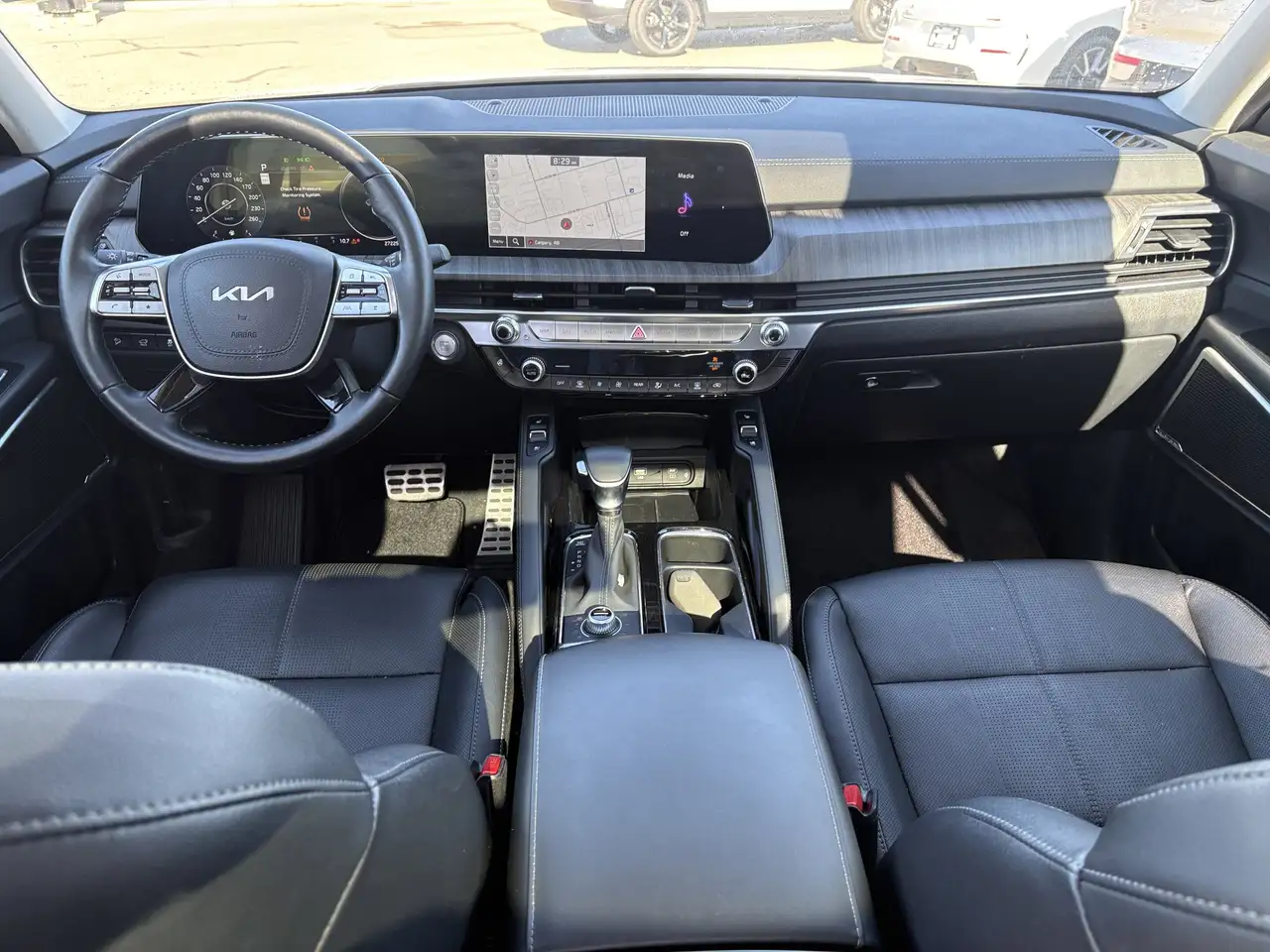 Kia Telluride снимка Kia Telluride