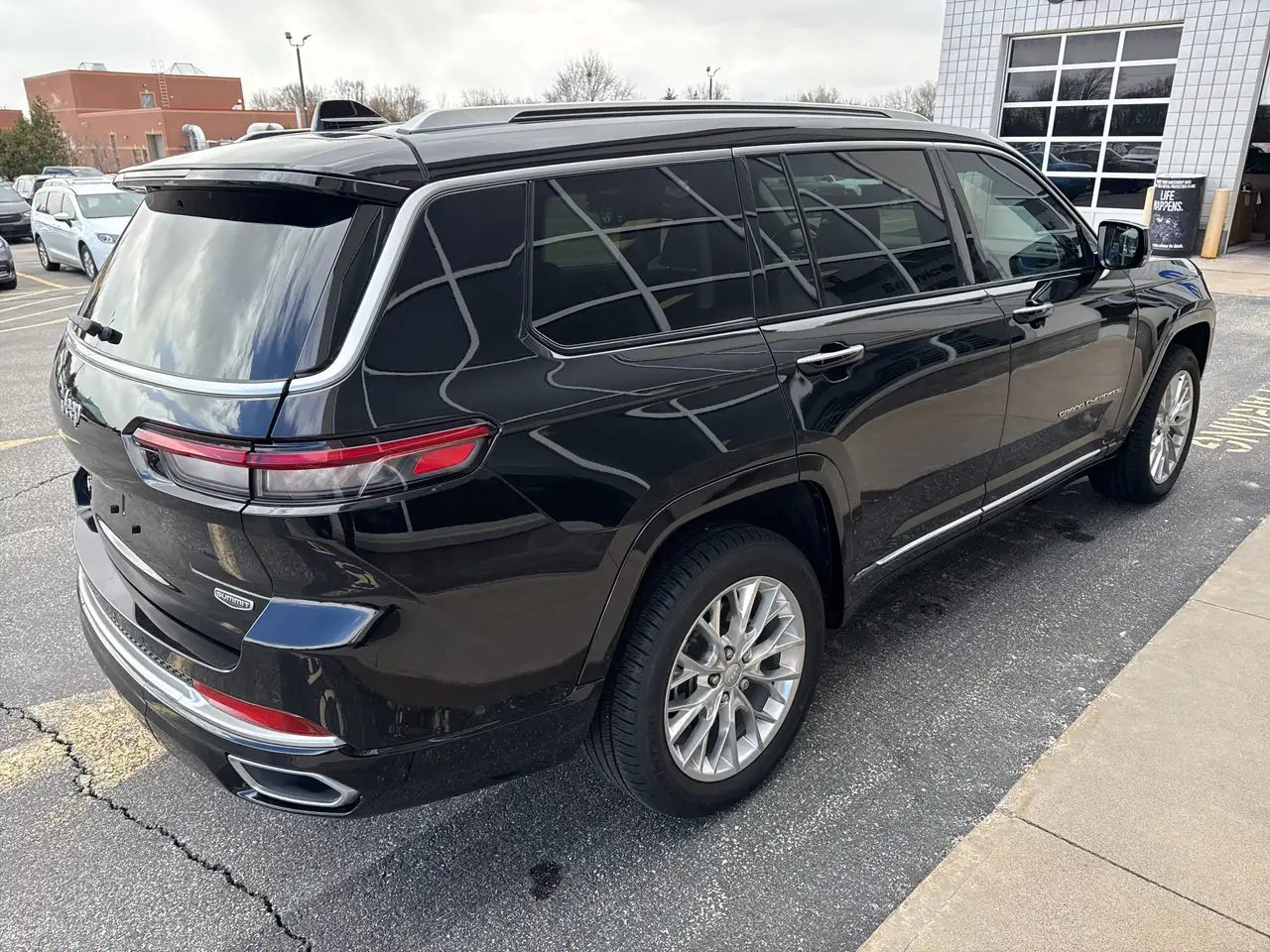 Jeep Grand Cherokee снимка Jeep Grand Cherokee