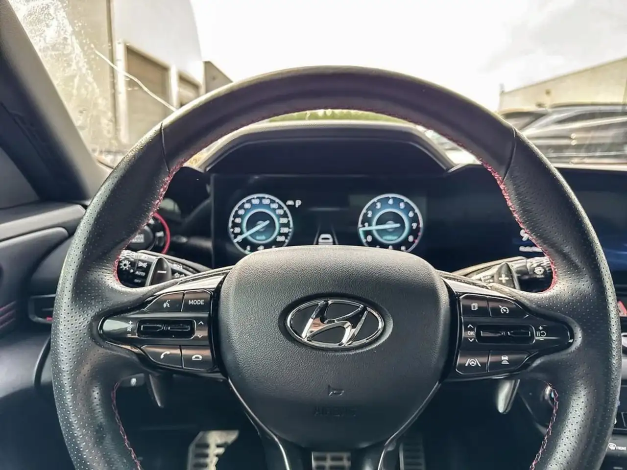 Hyundai ELANTRA снимка Hyundai ELANTRA