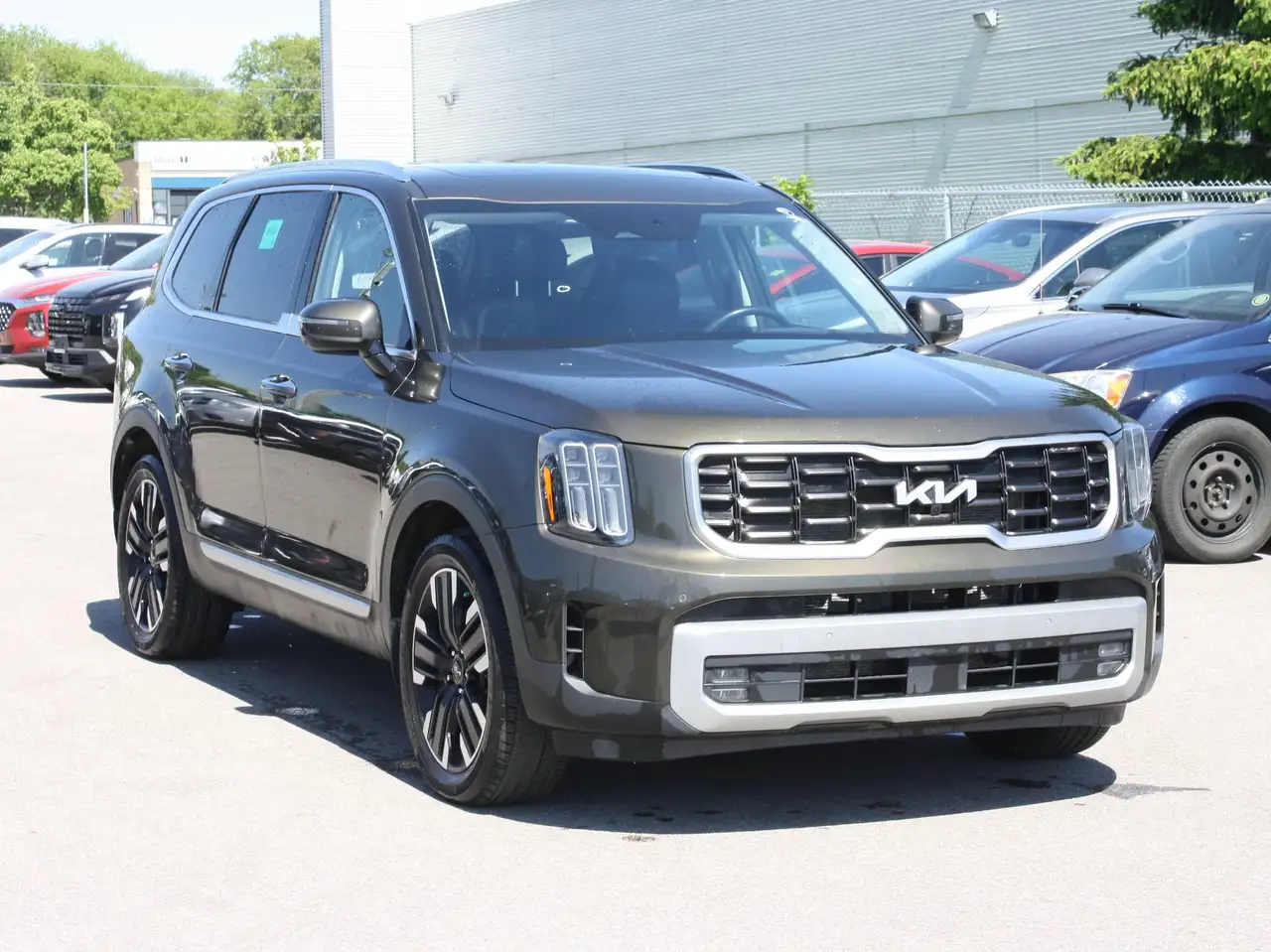 Kia Telluride снимка Kia Telluride