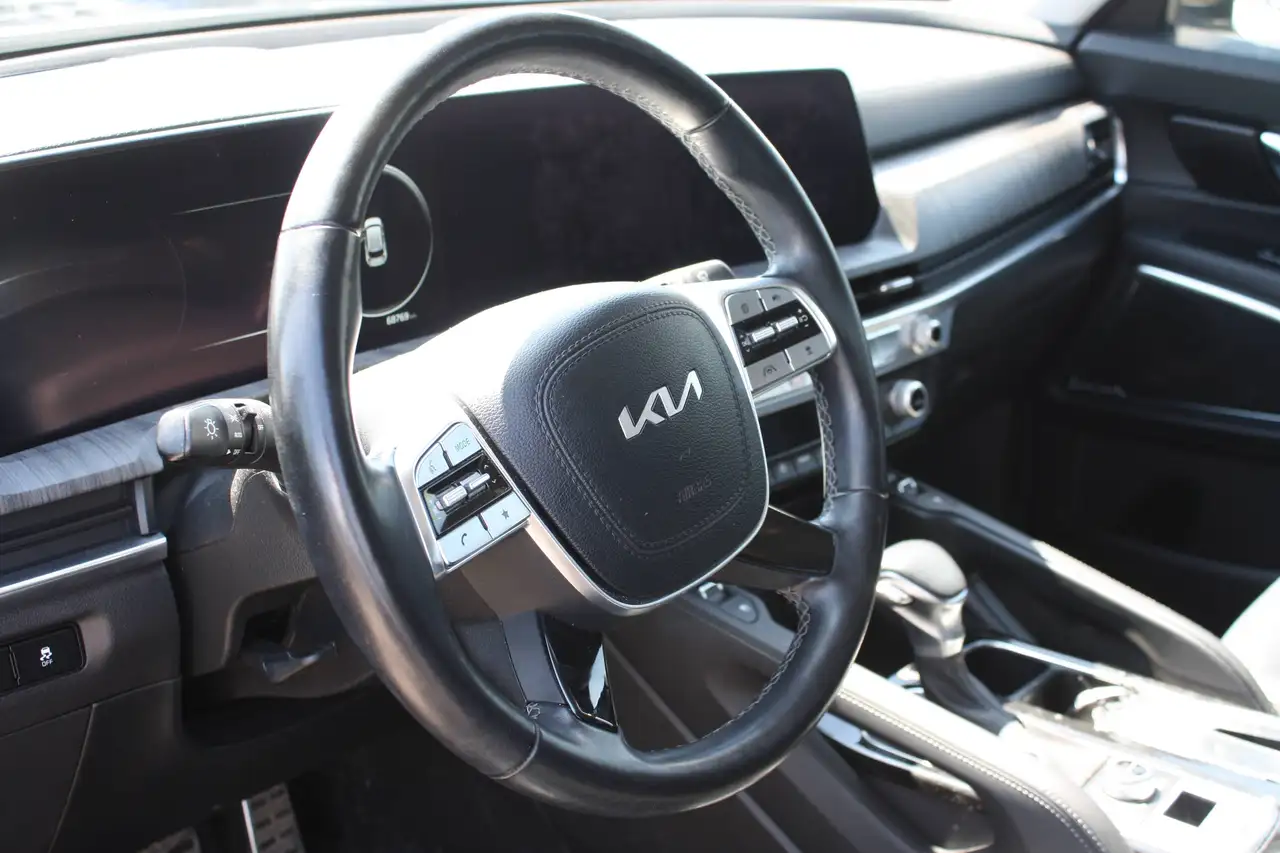 Kia Telluride снимка Kia Telluride