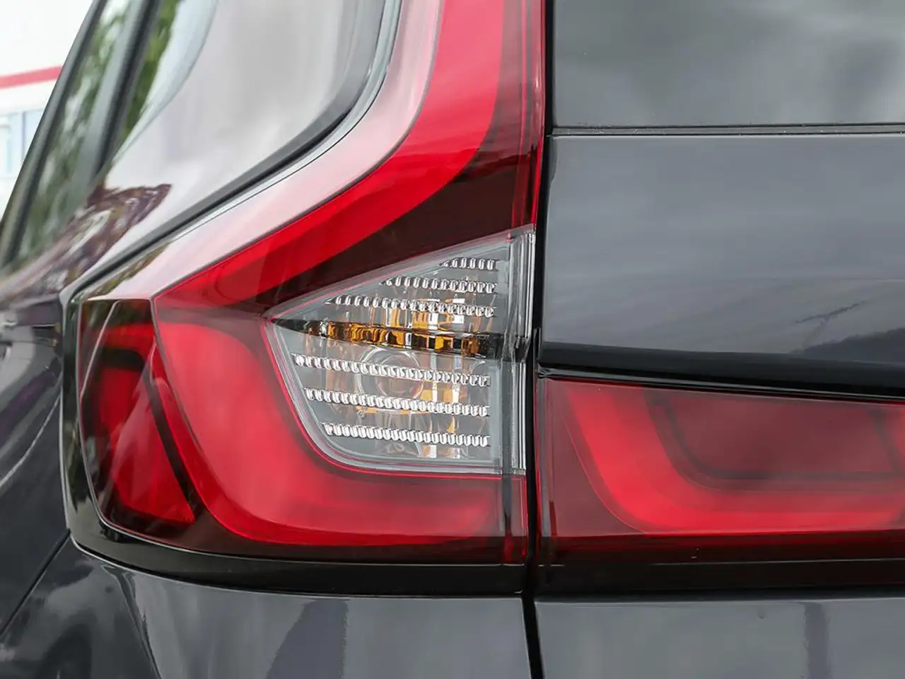 Honda CR-V photo Honda CR-V