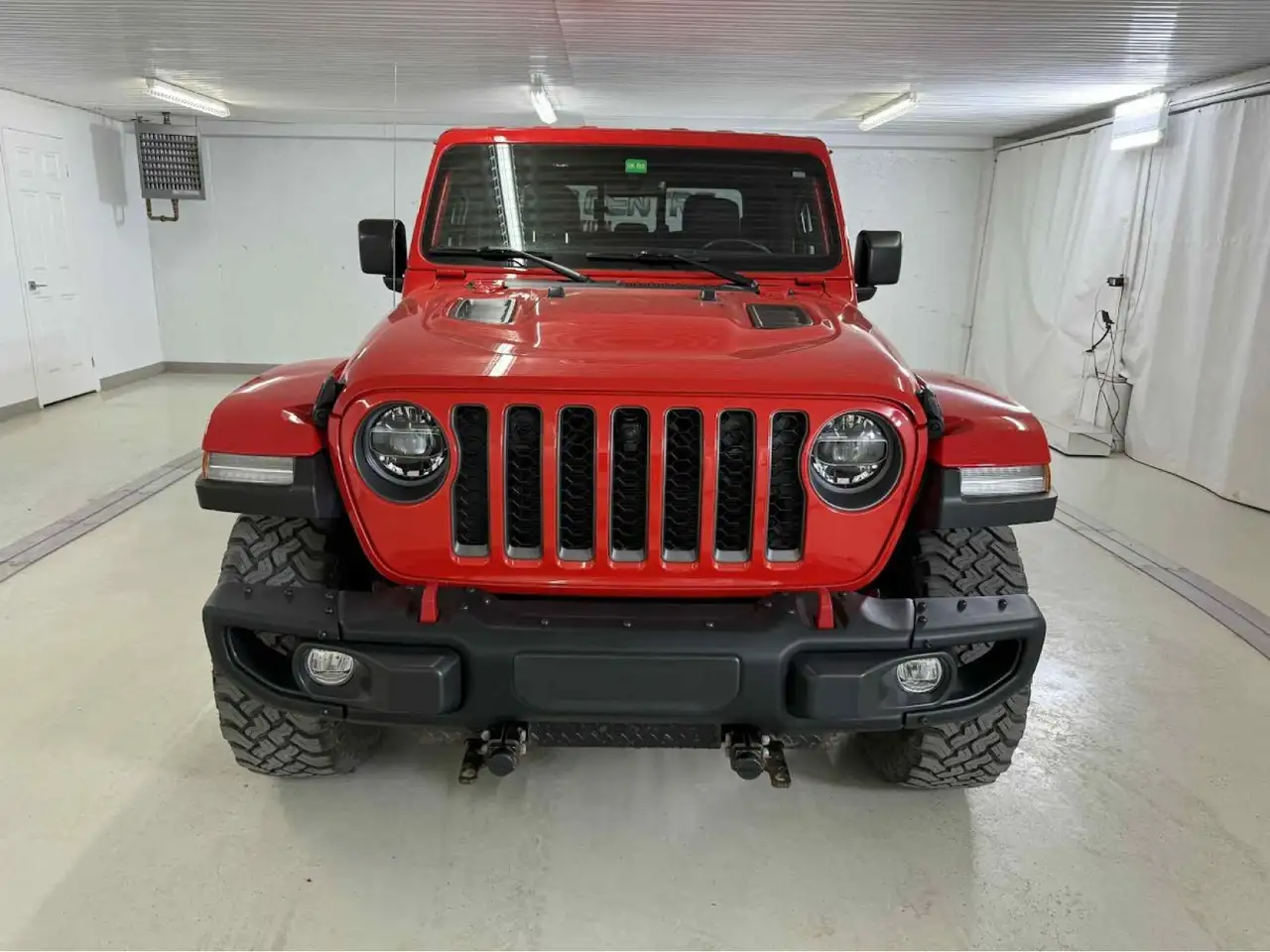 Jeep Gladiator снимка Jeep Gladiator