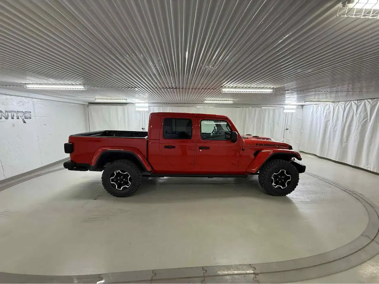 Jeep Gladiator снимка Jeep Gladiator