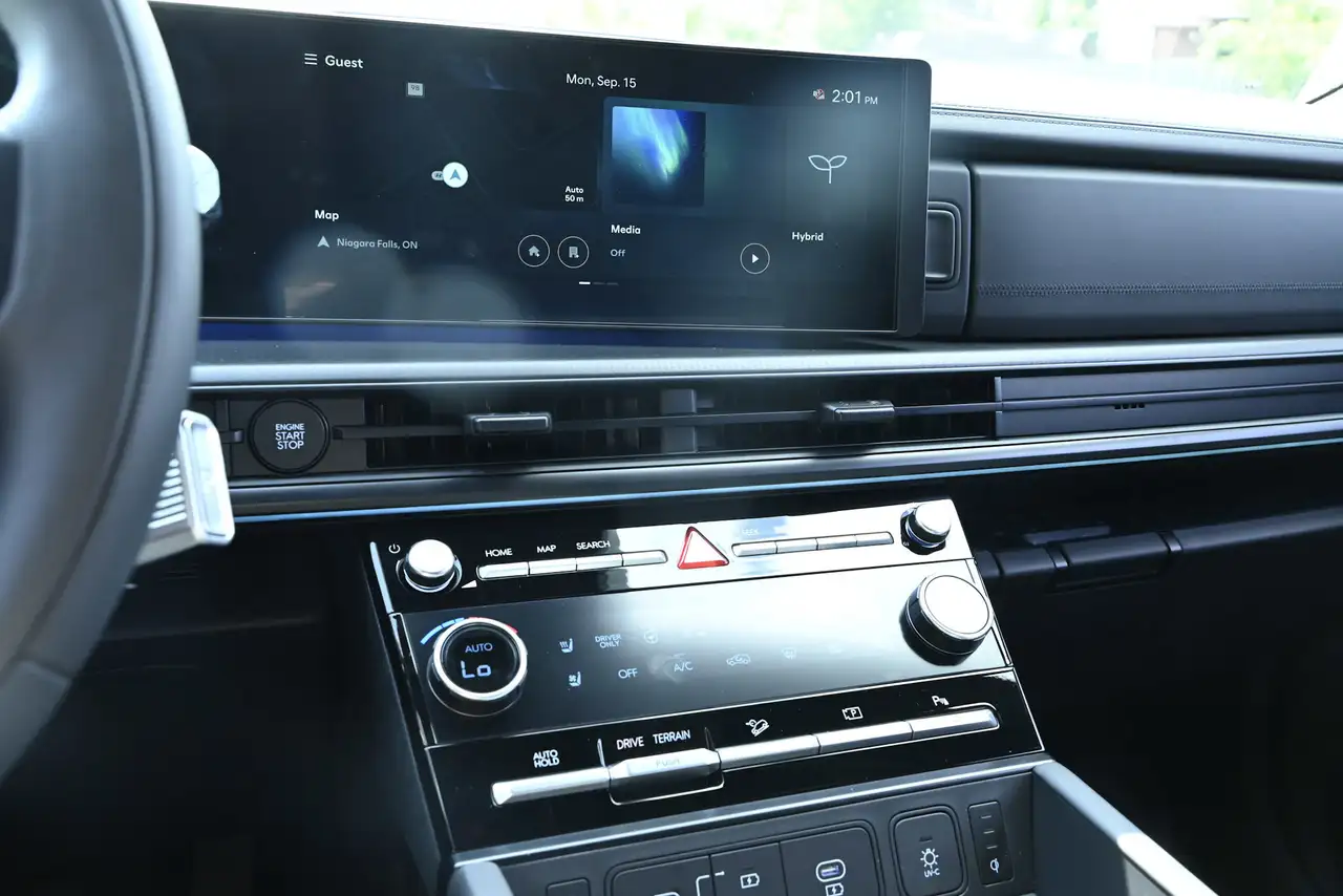 Hyundai SANTA FE снимка Hyundai SANTA FE
