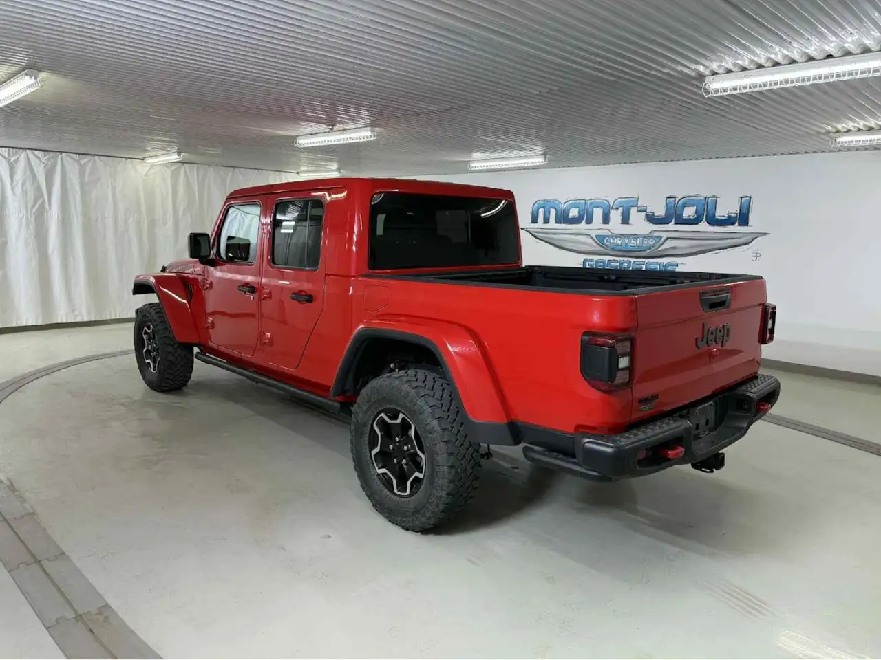 Jeep Gladiator снимка Jeep Gladiator