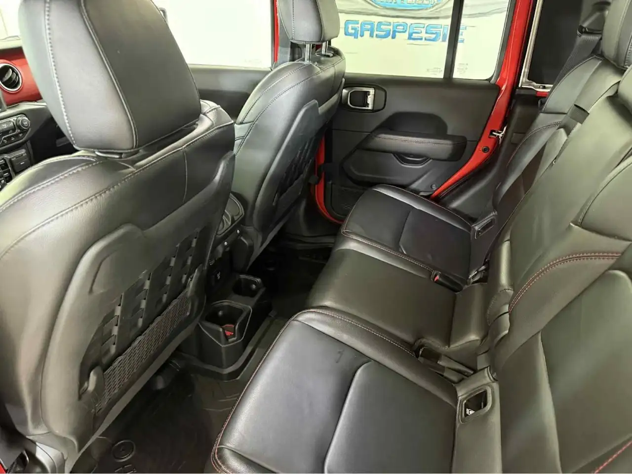 Jeep Gladiator снимка Jeep Gladiator