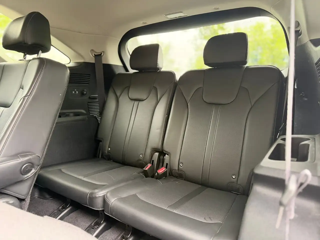 Kia Sorento photo Kia Sorento