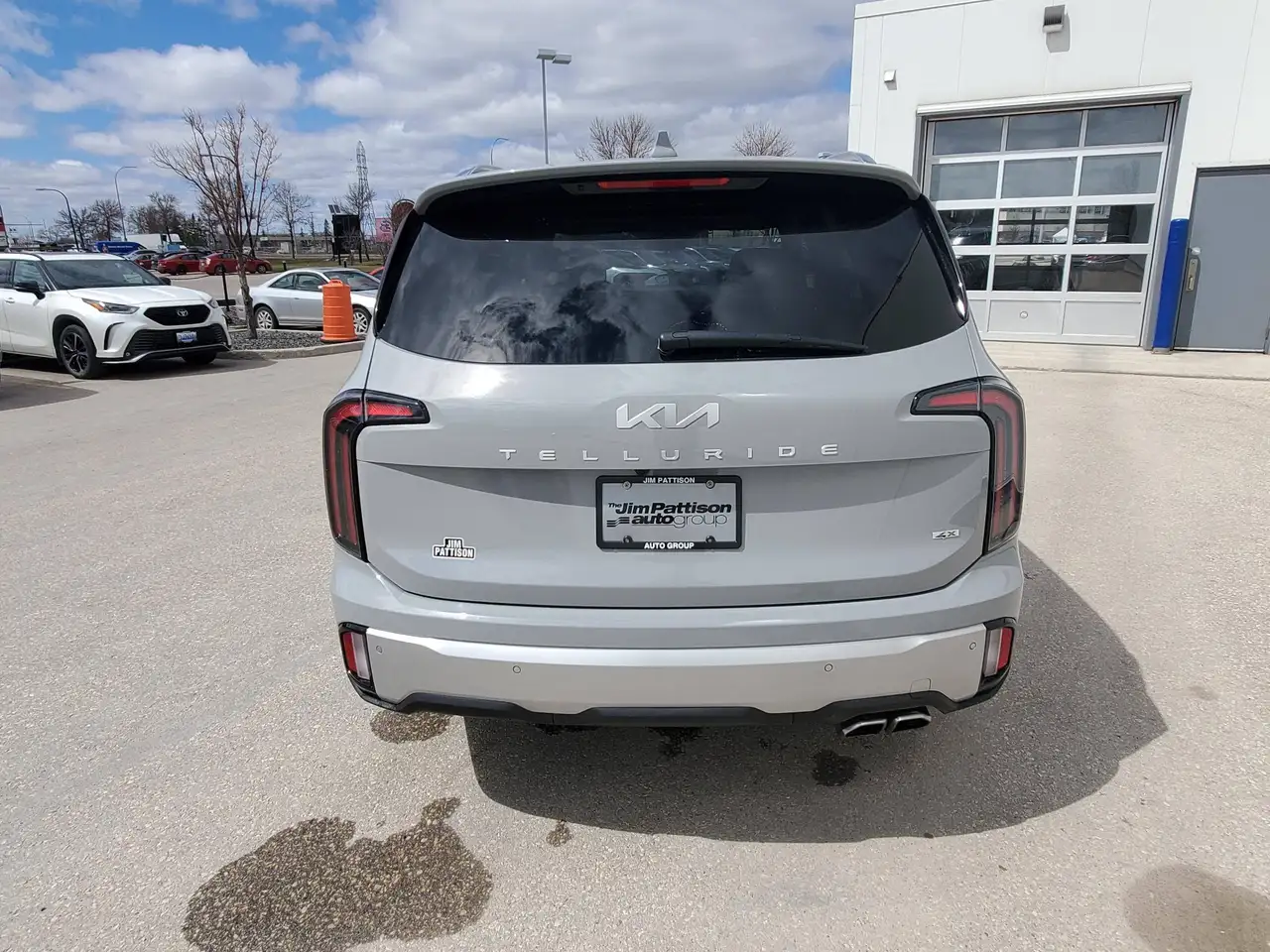 Kia Telluride снимка Kia Telluride