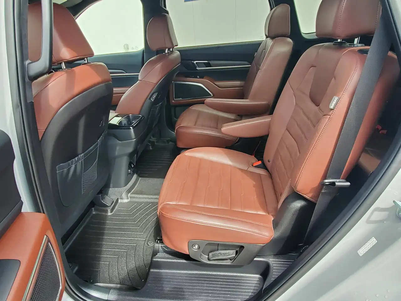 Kia Telluride снимка Kia Telluride