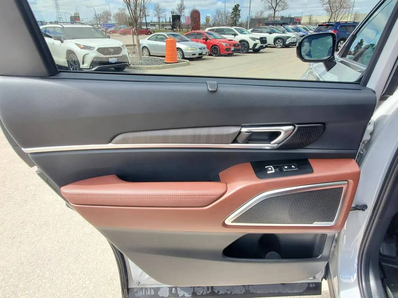 Kia Telluride снимка Kia Telluride