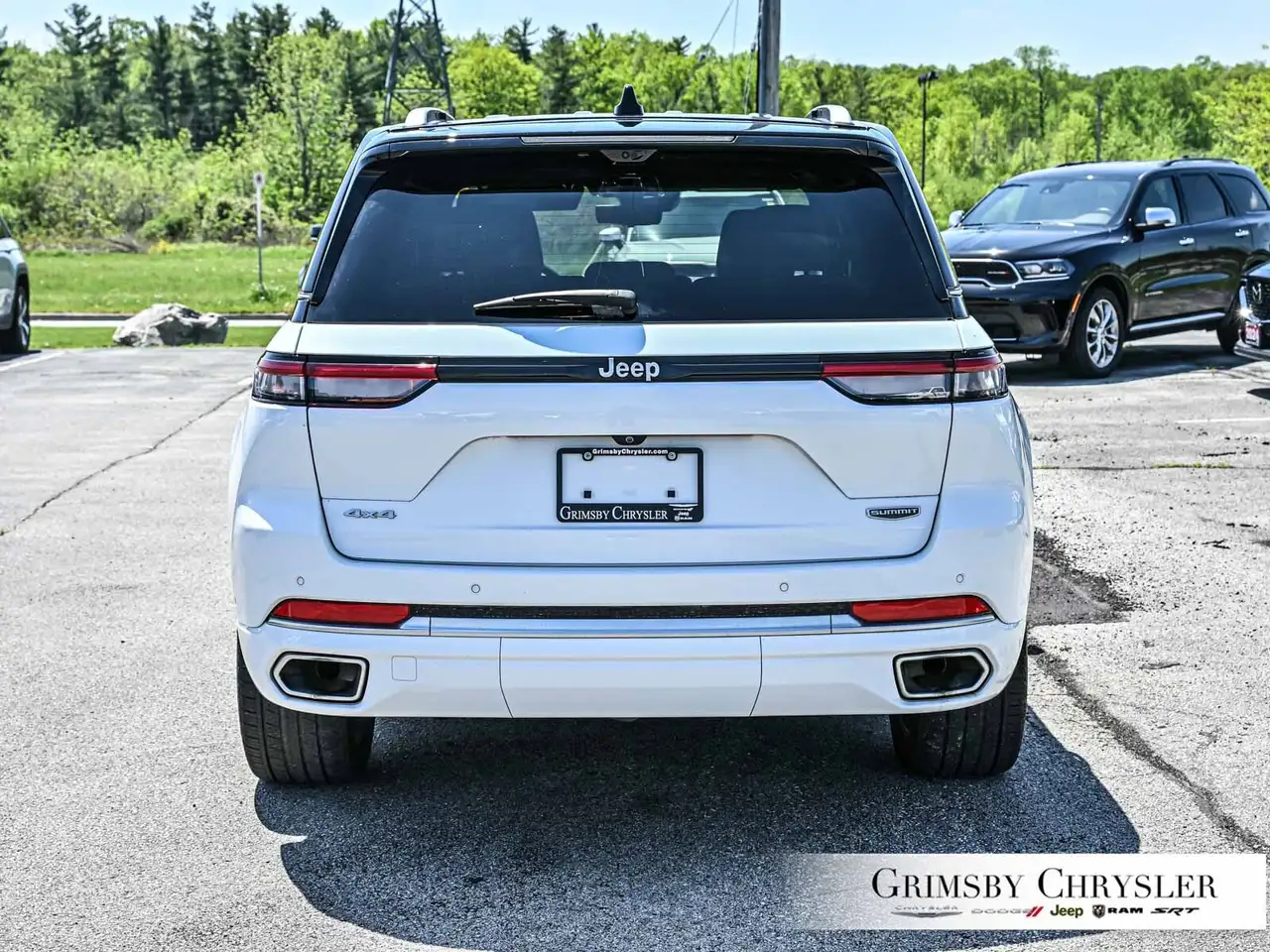Jeep Grand Cherokee снимка Jeep Grand Cherokee
