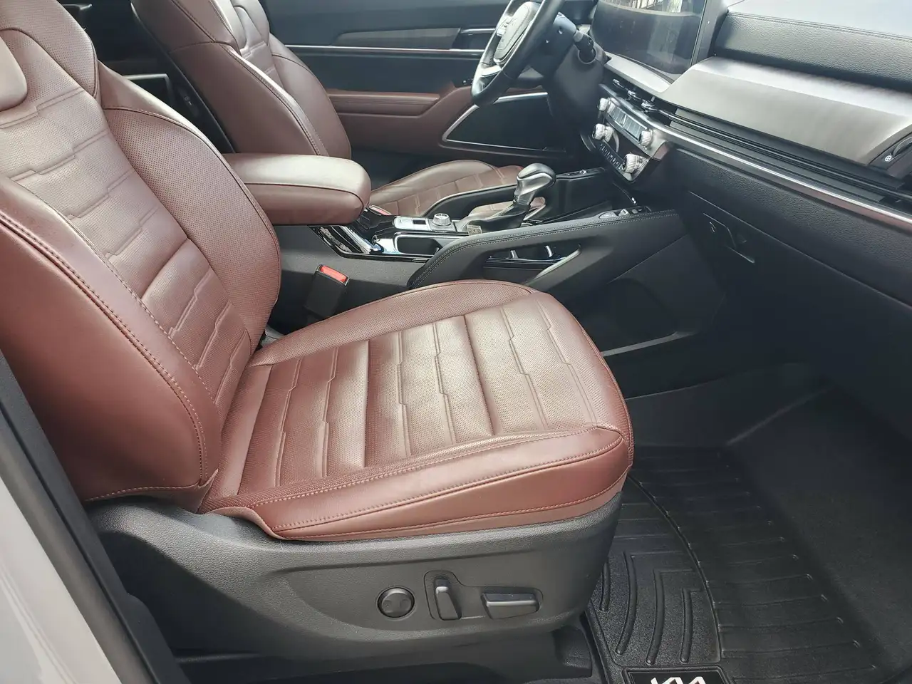 Kia Telluride снимка Kia Telluride