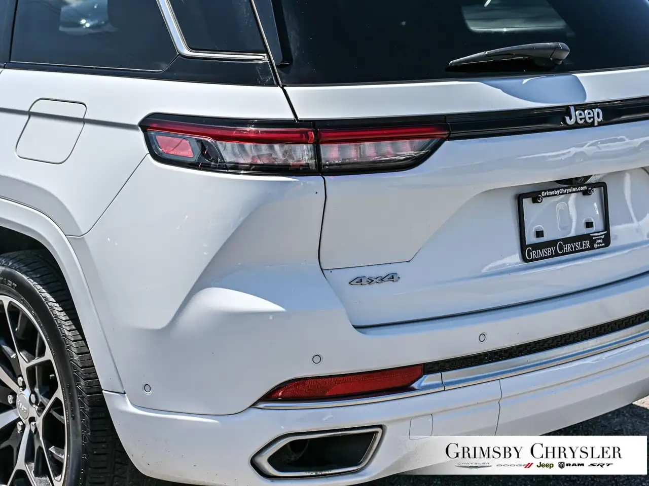 Jeep Grand Cherokee снимка Jeep Grand Cherokee