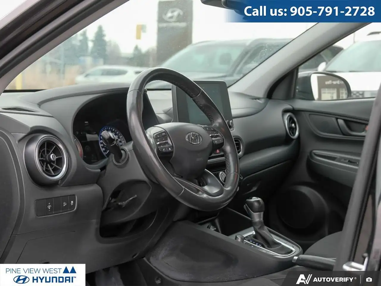 Hyundai KONA снимка Hyundai KONA