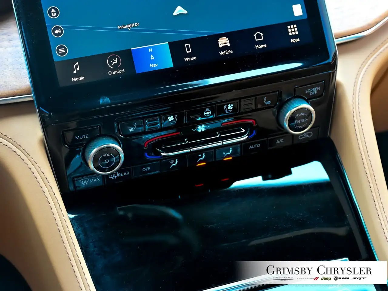 Jeep Grand Cherokee снимка Jeep Grand Cherokee