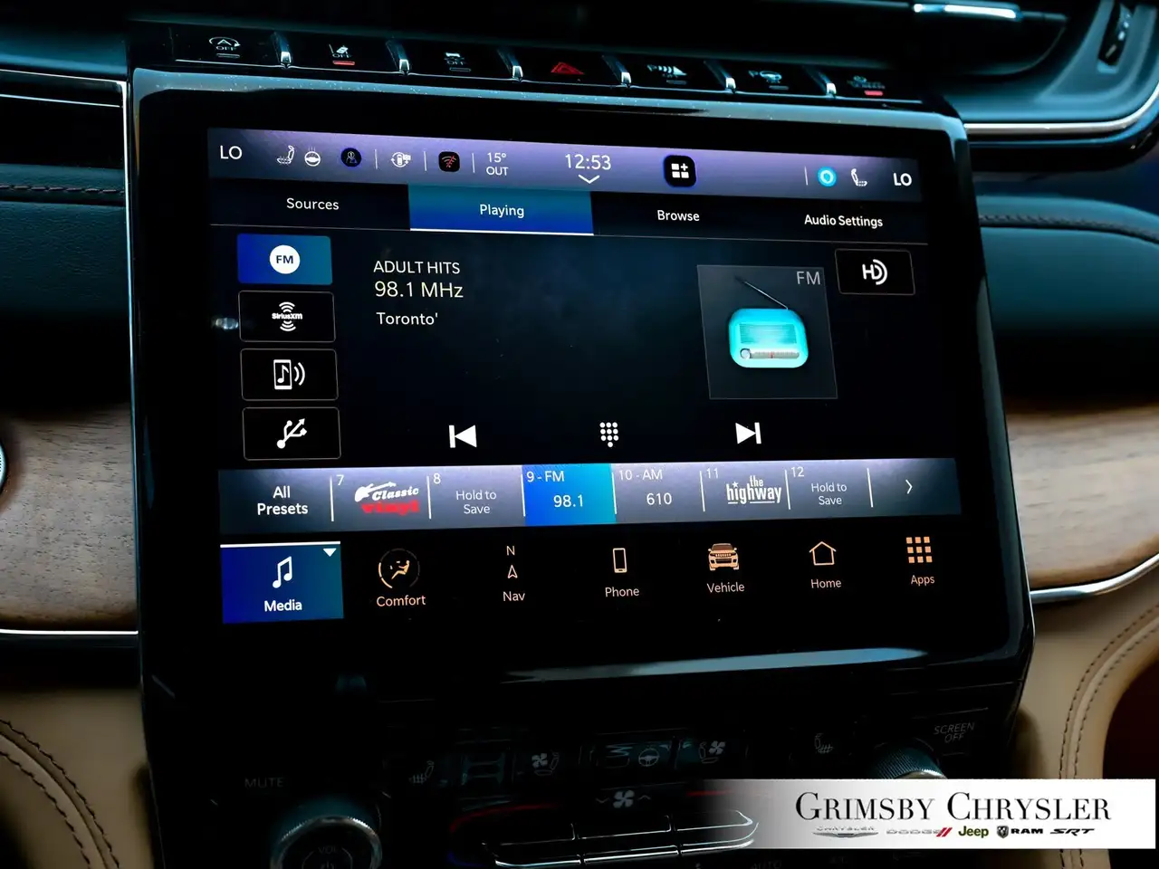 Jeep Grand Cherokee снимка Jeep Grand Cherokee