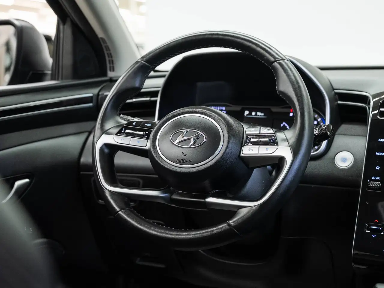 Hyundai TUCSON снимка Hyundai TUCSON