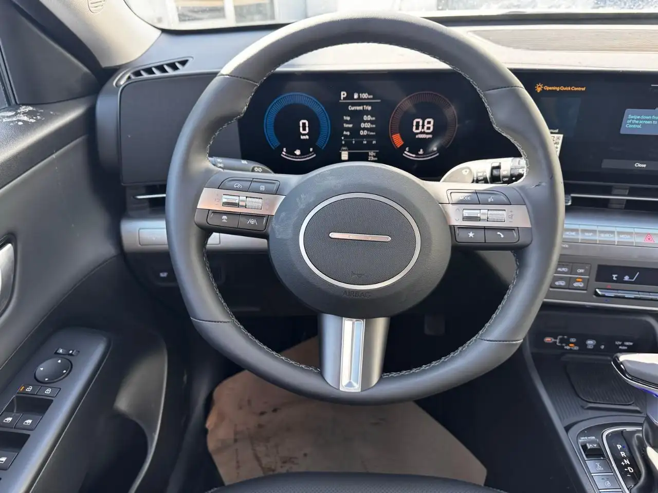 Hyundai KONA снимка Hyundai KONA