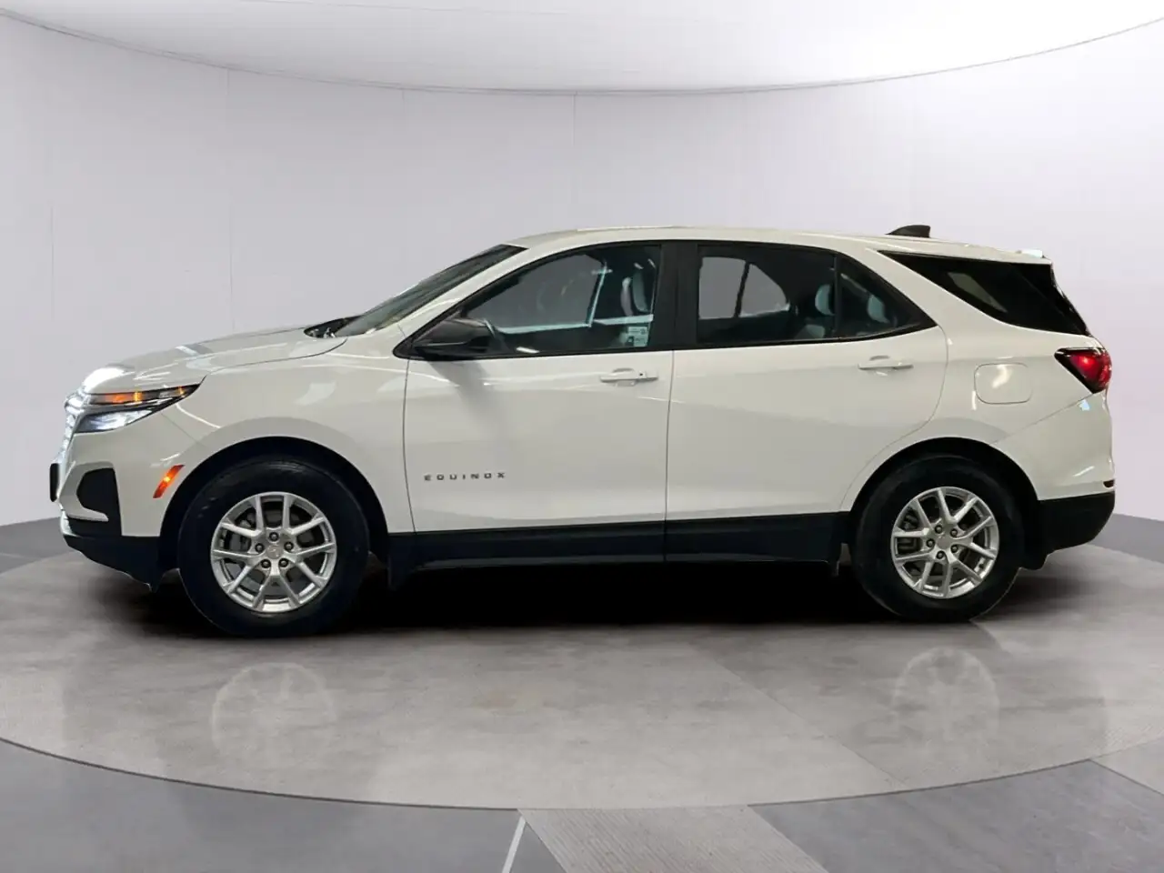 Chevrolet Equinox снимка Chevrolet Equinox