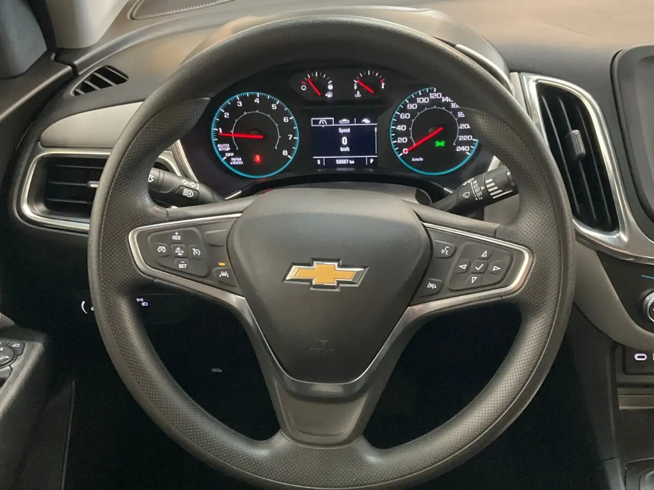 Chevrolet Equinox снимка Chevrolet Equinox