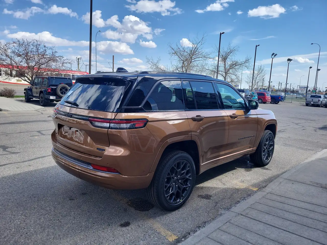 Jeep Grand Cherokee снимка Jeep Grand Cherokee