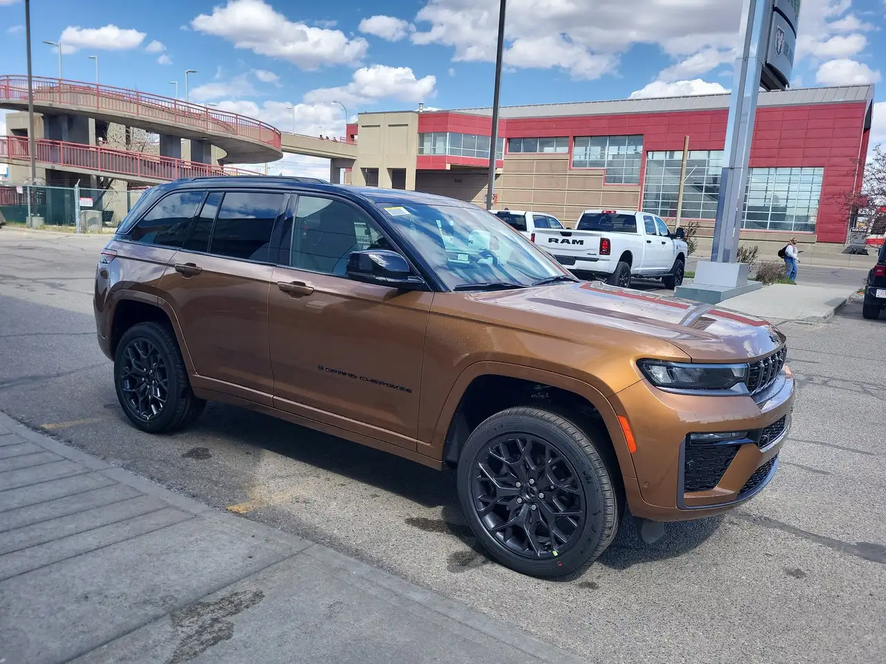 Jeep Grand Cherokee снимка Jeep Grand Cherokee