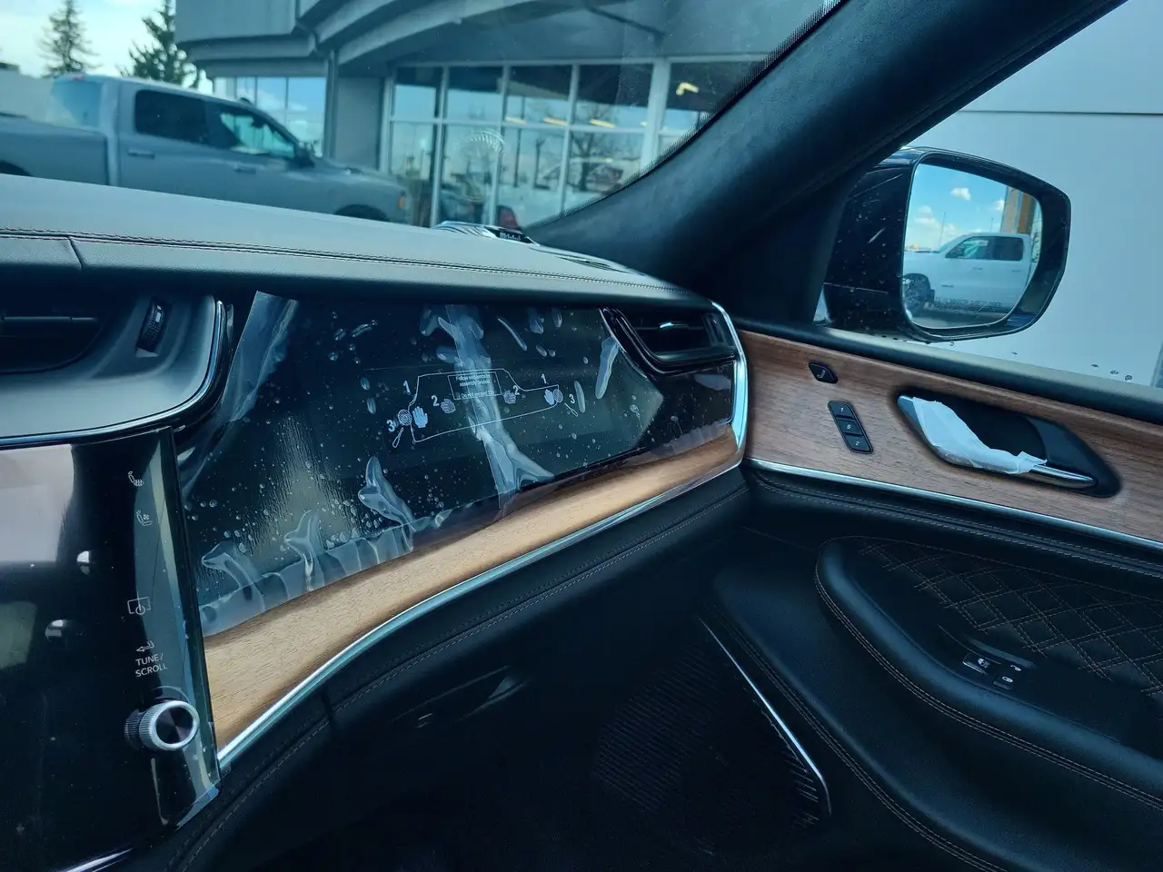 Jeep Grand Cherokee снимка Jeep Grand Cherokee